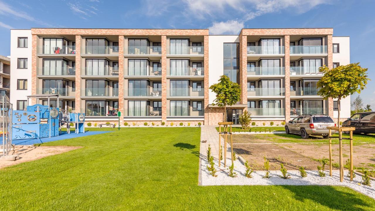 Pudrowy Lux 16 F Perlowa Przystan - *